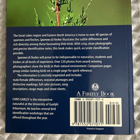 Sparrows & Finches Colorful Pics on Glossy Pages - Picture 5 of 6